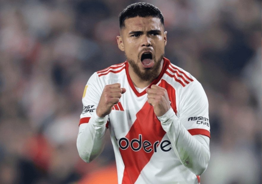 🚨🔴🟡 - Al-Qadsiah are reportedly ready to offer a $4M annual salary to River Plate defender Paulo Díaz.

Transfer bid of around $12M.

<a href="/ElDeportivoLT/">El Deportivo LT</a>

#Transfers #SPL