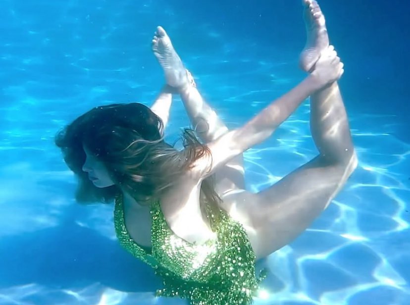 morganbcohenn's tweet photo. mermaid @whoisaddison https://t.co/tx5DmfaICV