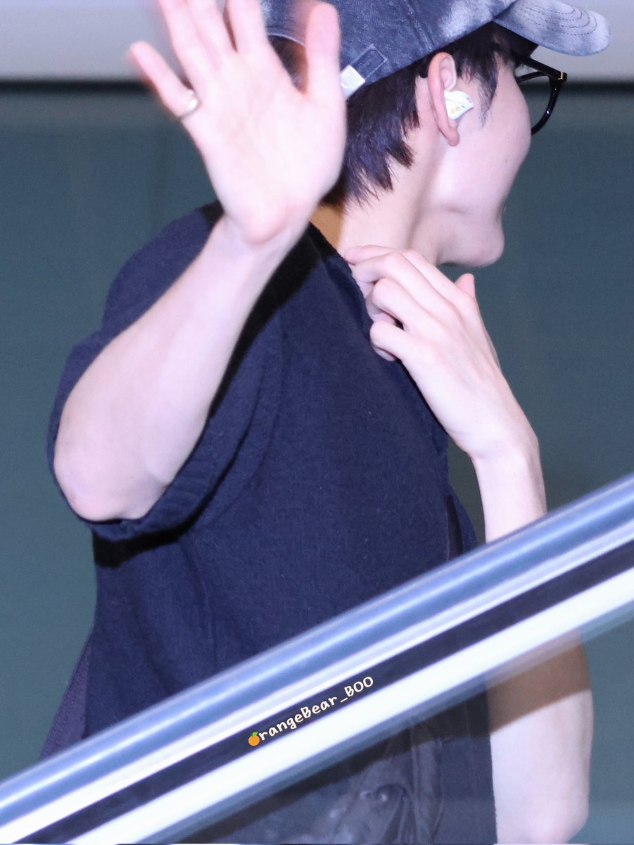 240705 ICN 인천입국

안녕~ 수고했어~ 승관아~🧡

 #승관 #부승관 
#SEUNGKWAN #胜宽 #スングァン 
#SEVENTEEN #세븐틴