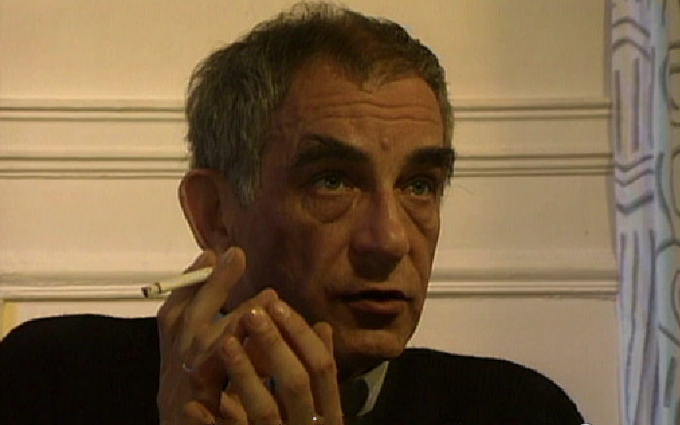 ''İnsanlığın ortak değerleri zannedildiği gibi din, dil, ırk, bayrak gibi kavramlar değil; acı, keder, sevinç, aşk gibi kavramlardır.”
Krzysztof Kieślowski