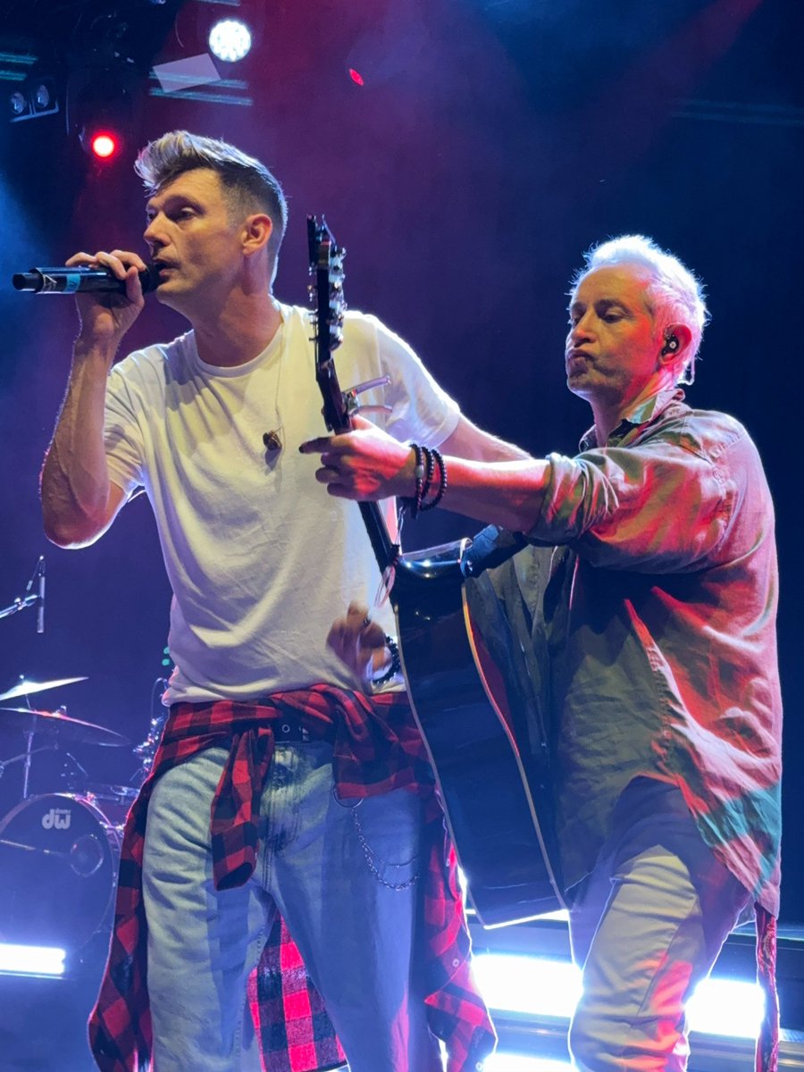 renateizelin's tweet photo. These two. 🎸👌🎤🇳🇴😅 Gotta love them live. #zoux #nickcarter #WhoIAmCopenhagen @nickcarter https://t.co/xPqw98Bp7G