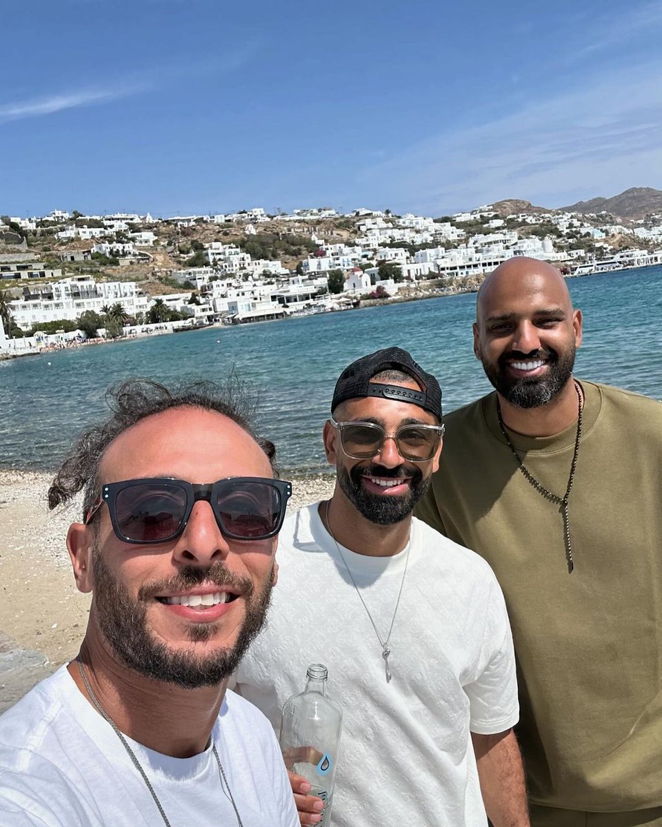 محمد صلاح وعمرو نصوحي في أحدث ظهور 😊