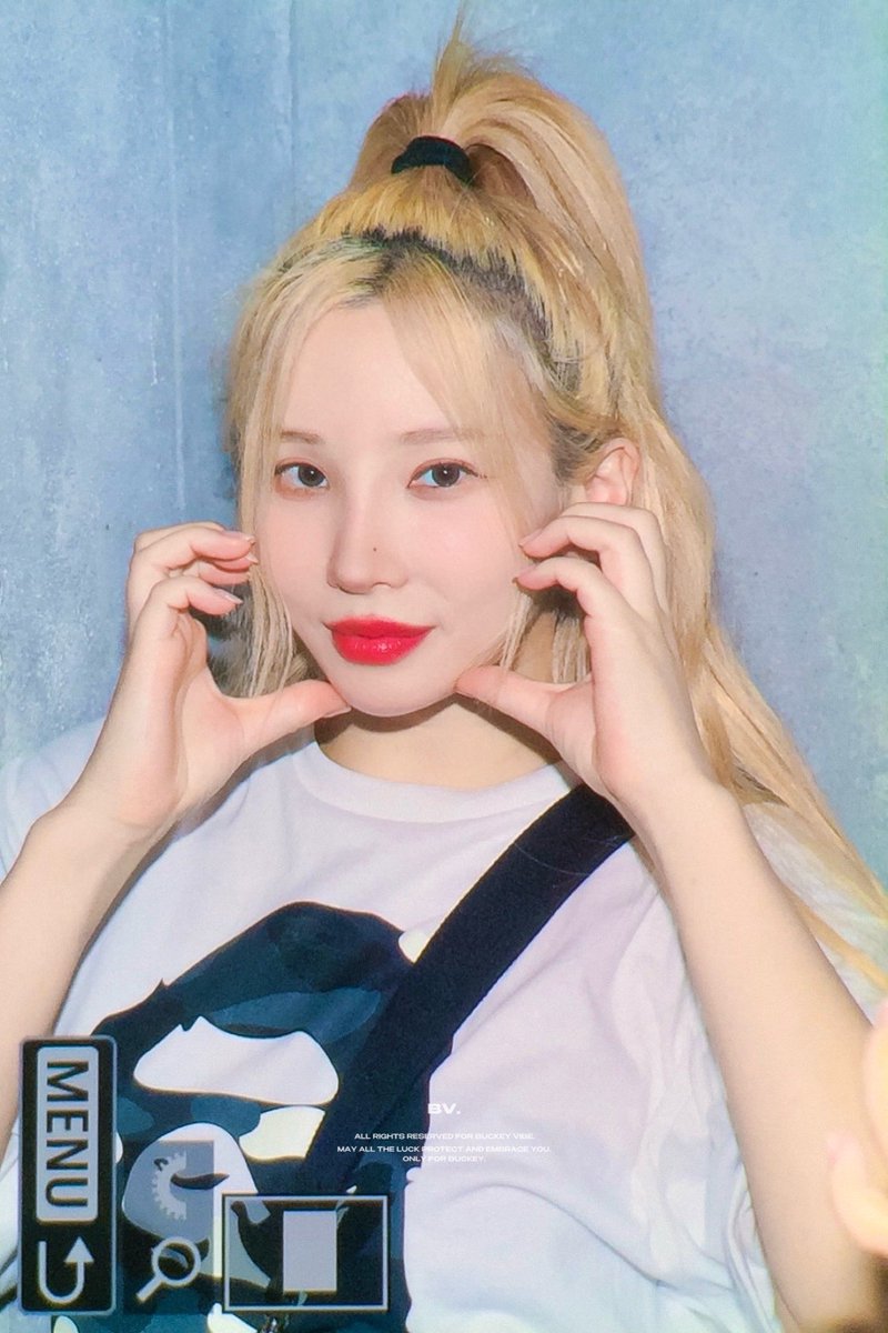 Buckeyvibe's tweet photo. 240704 🥰❤

#벅키 #BUCKEY #마네퀸 #MANNEQUEEN⠀⠀ https://t.co/WJaYpduIwi