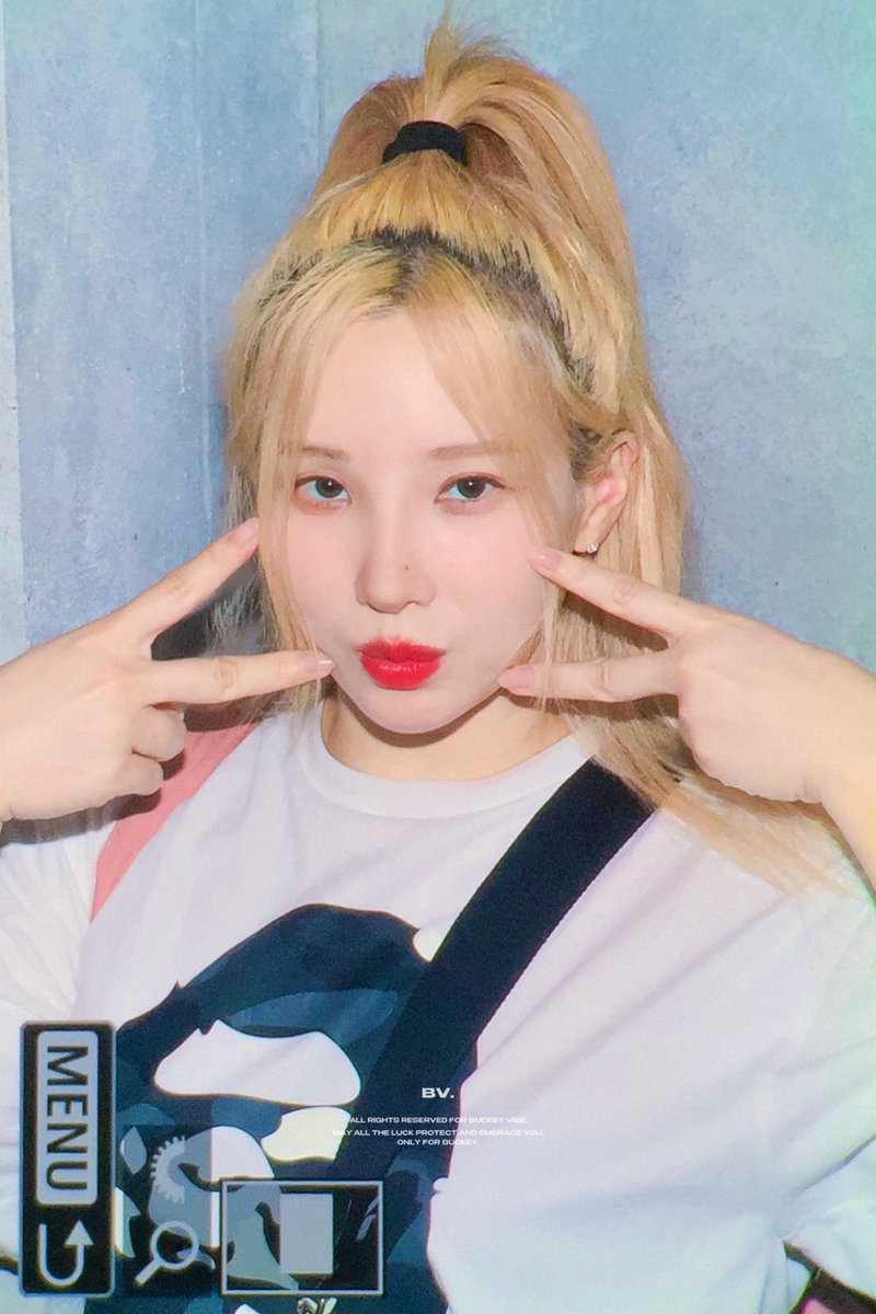 Buckeyvibe's tweet photo. 240704 🥰❤

#벅키 #BUCKEY #마네퀸 #MANNEQUEEN⠀⠀ https://t.co/WJaYpduIwi