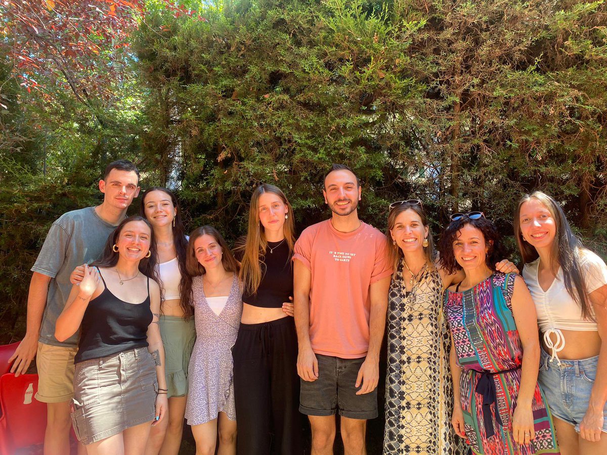 ElisaNavarro (@elisa_navarro_) on Twitter photo Celebrating the of (-academic-) season wth an incredible team #MitogliaLab & #inflaMAM <a href="/JorG_Montesinos/">Jorge Montesinos</a> <a href="/NoemiEsteras/">Noemí Esteras</a> Celebrating the of (-academic-) season wth an incredible team #MitogliaLab & #inflaMAM <a href="/JorG_Montesinos/">Jorge Montesinos</a> <a href="/NoemiEsteras/">Noemí Esteras</a>