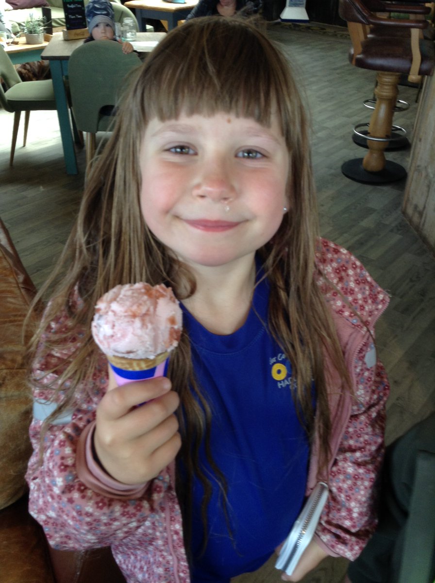 Miss Blocksidge tweet media