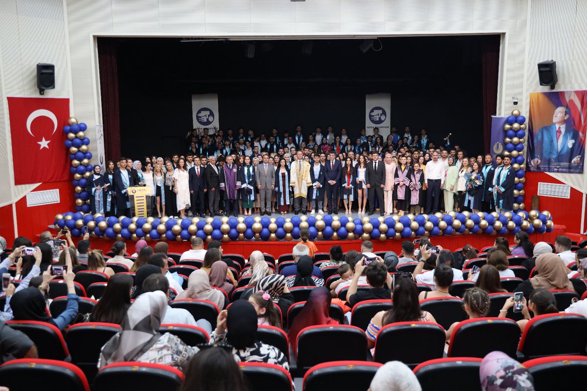 Üniversitemiz Fatsa Meslek Yüksekokulu 2023-2024 Eğitim Öğretim Yılı mezuniyet töreni gerçekleştirildi.