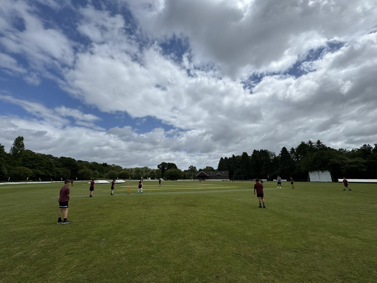 PlasAddGorff's tweet image. Plasmawr vs Cardiff High School🏏 

Prynhawn braf yng Nghlwb Criced Caerdydd heddiw gyda disgyblion Bl 7. 

Er perfformiad gwych gan ei fowlwyr, collon gan 15 rhediad. 

🌟 - Emrys W (30) 🏏 
🌟 - Will H gyda 3 wiced 
🌟 - Hari W gyda 2 wiced wrth faesu