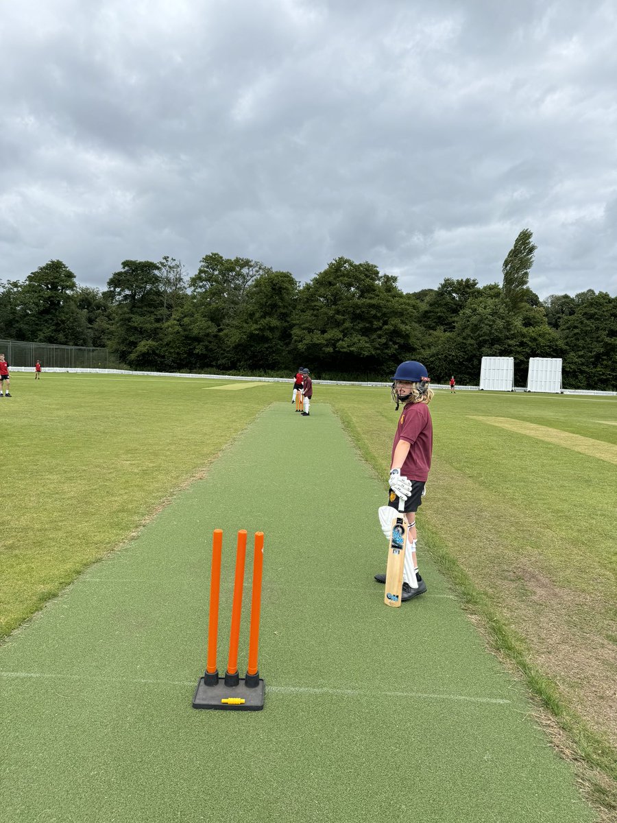 PlasAddGorff's tweet image. Plasmawr vs Cardiff High School🏏 

Prynhawn braf yng Nghlwb Criced Caerdydd heddiw gyda disgyblion Bl 7. 

Er perfformiad gwych gan ei fowlwyr, collon gan 15 rhediad. 

🌟 - Emrys W (30) 🏏 
🌟 - Will H gyda 3 wiced 
🌟 - Hari W gyda 2 wiced wrth faesu