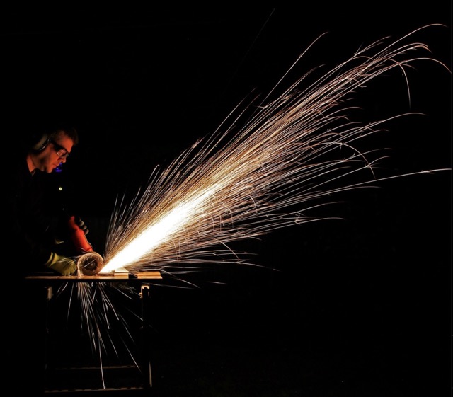 Been getting ready for <a href="/EngOurFutureUWE/">UWE Engineering our Future</a>'s Family Fun Day on Saturday...

Really looking forward to some cool STEM adventures in <a href="/UWE/">Uwe</a>'s state-of-the-art Engineering facility!

#PhysicsInTheFreezer

Will be lovely to catch up with old friends <a href="/ExplorerDome/">Explorer Dome</a> there too 😀