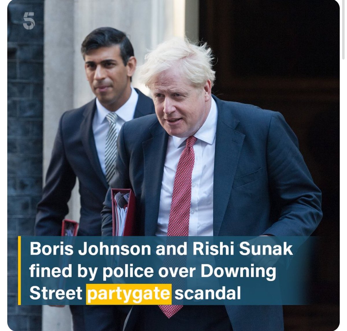 Due to Covid restrictions we had a number cap on how many could come to our 18 year old daughters funeral

We weren’t even allowed to touch her coffin to say goodbye

While Boris Johnson &amp; Rishi Sunak were holding parties at Downing Street🤬

#GeneralElection2024 #NotMovingOn