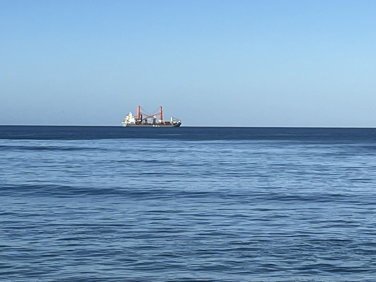 Jacolene7's tweet photo. Interesting ship visiting today. https://t.co/iTZbvWxSWj