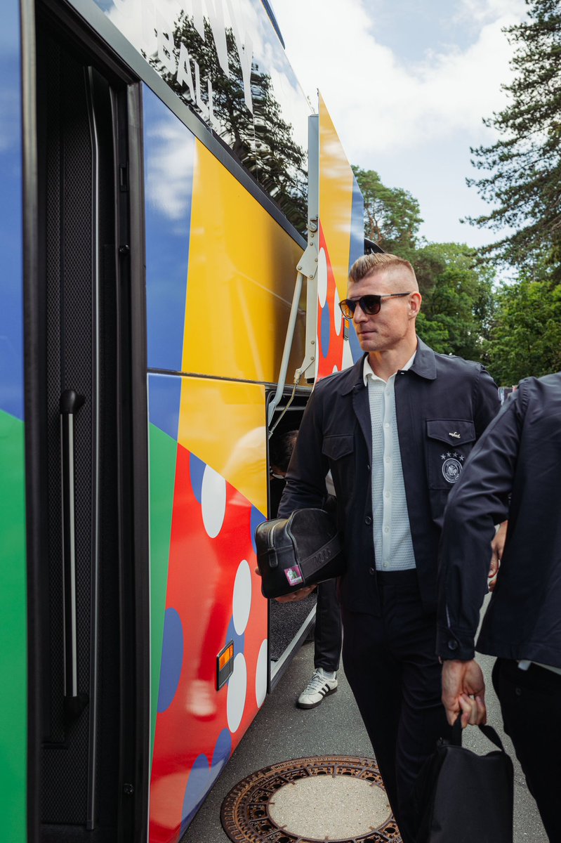 Toni Kroos tweet media