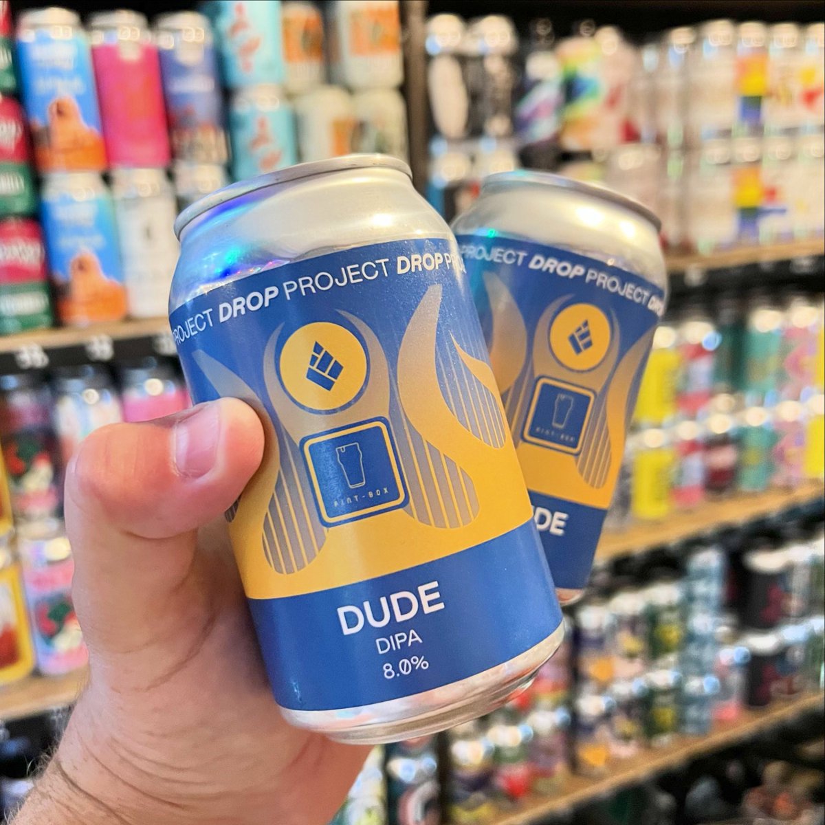 CraftTooting's tweet image. Small cans but packing a big PUNCH 🥊 NEW #DropProject ‘Dude’ #DIPA (Duuuuude) ~ Hopped w/ Rakau, Simcoe and Lorien.. and a choice combination of IPA Malt, Wheat and three different types of Oats 🤤🍺 #Craft #Tooting #Craftbeer #Bar &amp;amp; #BottleShop open late! #BroadwayMarket #SW17