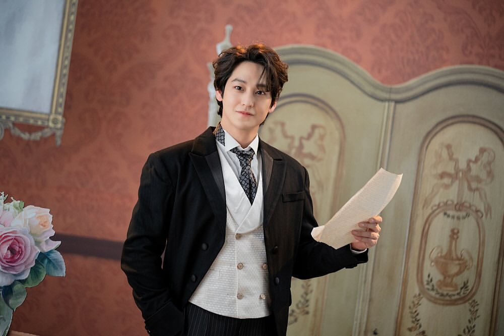 KimBum_Global's tweet photo. [UPDATE] 240704 @/kingkongboss77 Instagram Post with #KIMBUM

Trans:
#Musical #GentlemensGuide #KimBum

🔗https://t.co/oXFiUpn0EC

@kimbum_jp
#김범 #KimBum #KimBeom
#젠틀맨스가이드 
#GentlemensGuide https://t.co/OUS3DCt6Xn