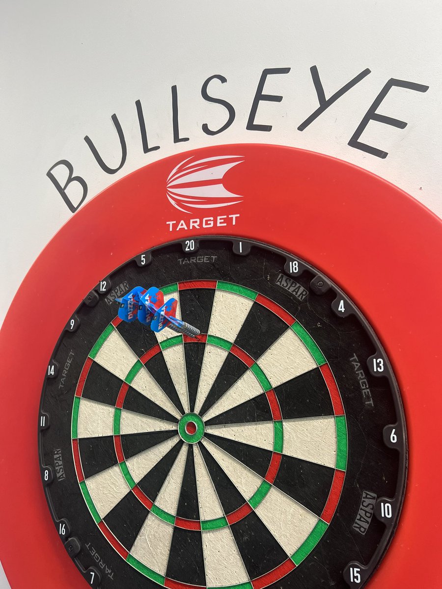 The first <a href="/PassmoresAc/">Passmores Academy</a> 180 hit at lunchtime whilst playing darts with the Year 10s. 

My name will be etched onto the 180 club wall tomorrow!

Amazing to see so many young people keen to pick up a set of arrows and enjoy conversing with their friends. 

<a href="/TargetDarts/">Target Darts</a> <a href="/vicgoddard/">Vic Goddard</a>