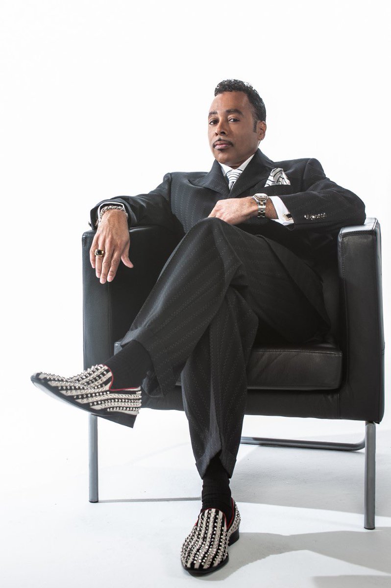 Listen up Minnesota! This Sunday at Taste of Minnesota, Morris Day &amp; The Time are hitting the <a href="/GreatClips/">Great Clips</a> Main Stage like a funky freight train! Get ready to parrrrrrty! We’ll have grandma breakdancing &amp; your pops doing “The Bird”. Don’t miss the groove! FREE ENTRY🕺🎉 #TasteOfMN