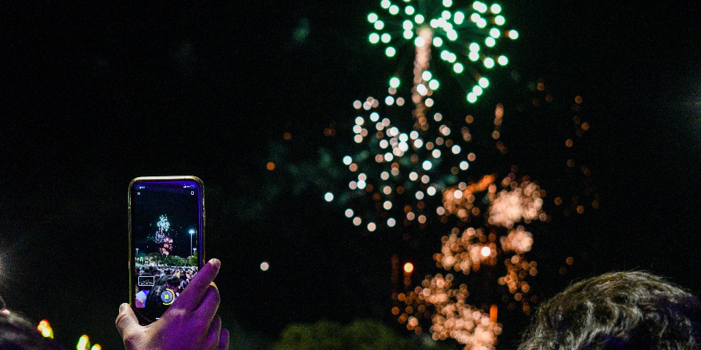 UTSAFutureRR's tweet photo. Happy Fourth of July, Future Roadrunners! Hope you have a safe, fun Independence Day. 🎆 https://t.co/Qb4UH05lop