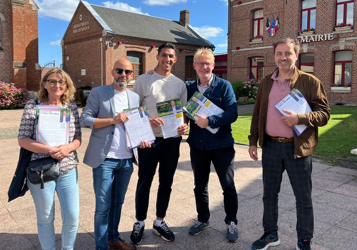 baistarek's tweet photo. Encore et toujours sur le terrain pour faire gagner #FrancoisRuffin et faire barrage au RN ! https://t.co/7x7TmVIGTj