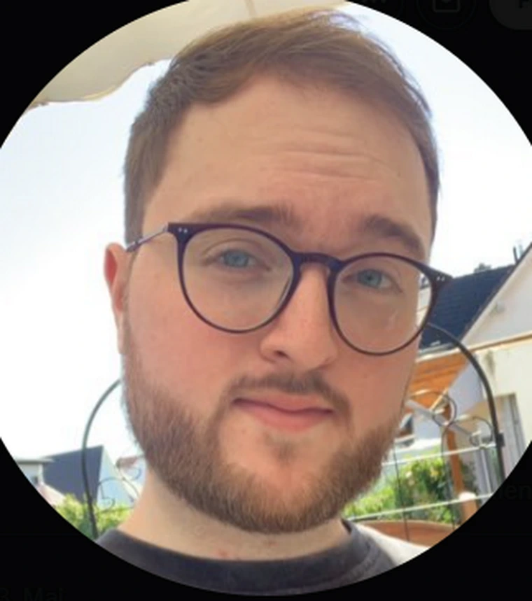 CexySaptain tweet media