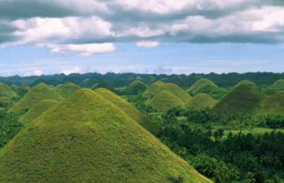 noona_condition's tweet photo. ONEW :

Chocolate Hills                  Matcha Hills https://t.co/Sn4UpDKQEY