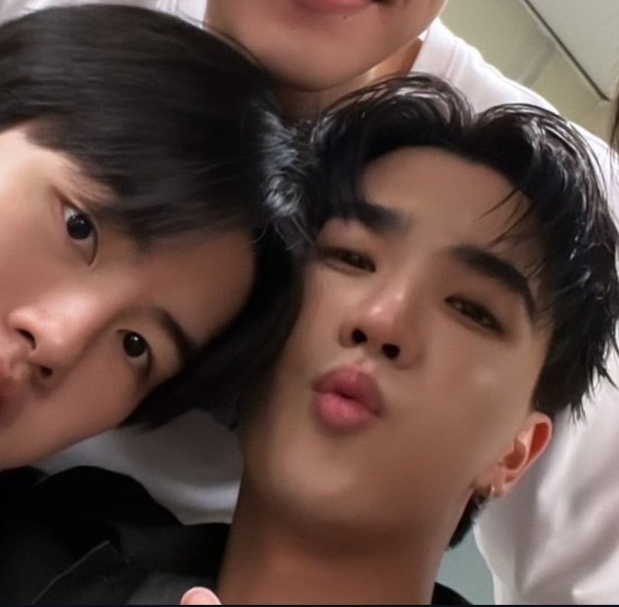 janejira94's tweet image. กองกันเป็นก้อนๆๆๆน่ารัก🫶🏻
#เพิร์ธพร้อม
#perthprom