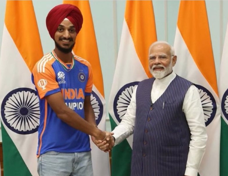 Honorable Arshdeep Singh Indian left arm pacer , Highest Wicket Taker in Three ICC Events with any random mass lives taker of India.