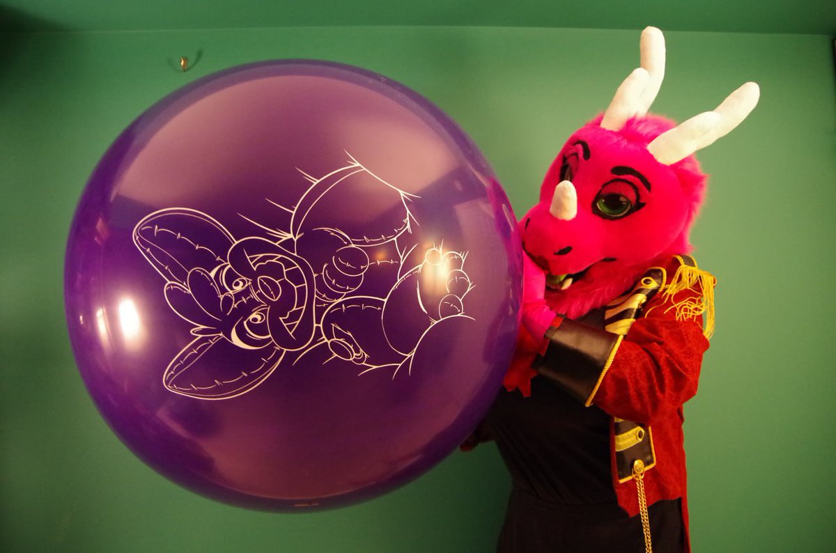 BBalloonAnimal's tweet photo. Thank you everyone who placed an order in the last few days, we're nearly liquidated.

We still have:

-Purple Colleen 2ft and Alan 3ft balloons
-Magenta and purple Bubblicious 2ft
-A few pooltoy vixen and reindeer 19in dozens
-A buttload of unicorn 19in dozens https://t.co/AYsjd0zF0T
