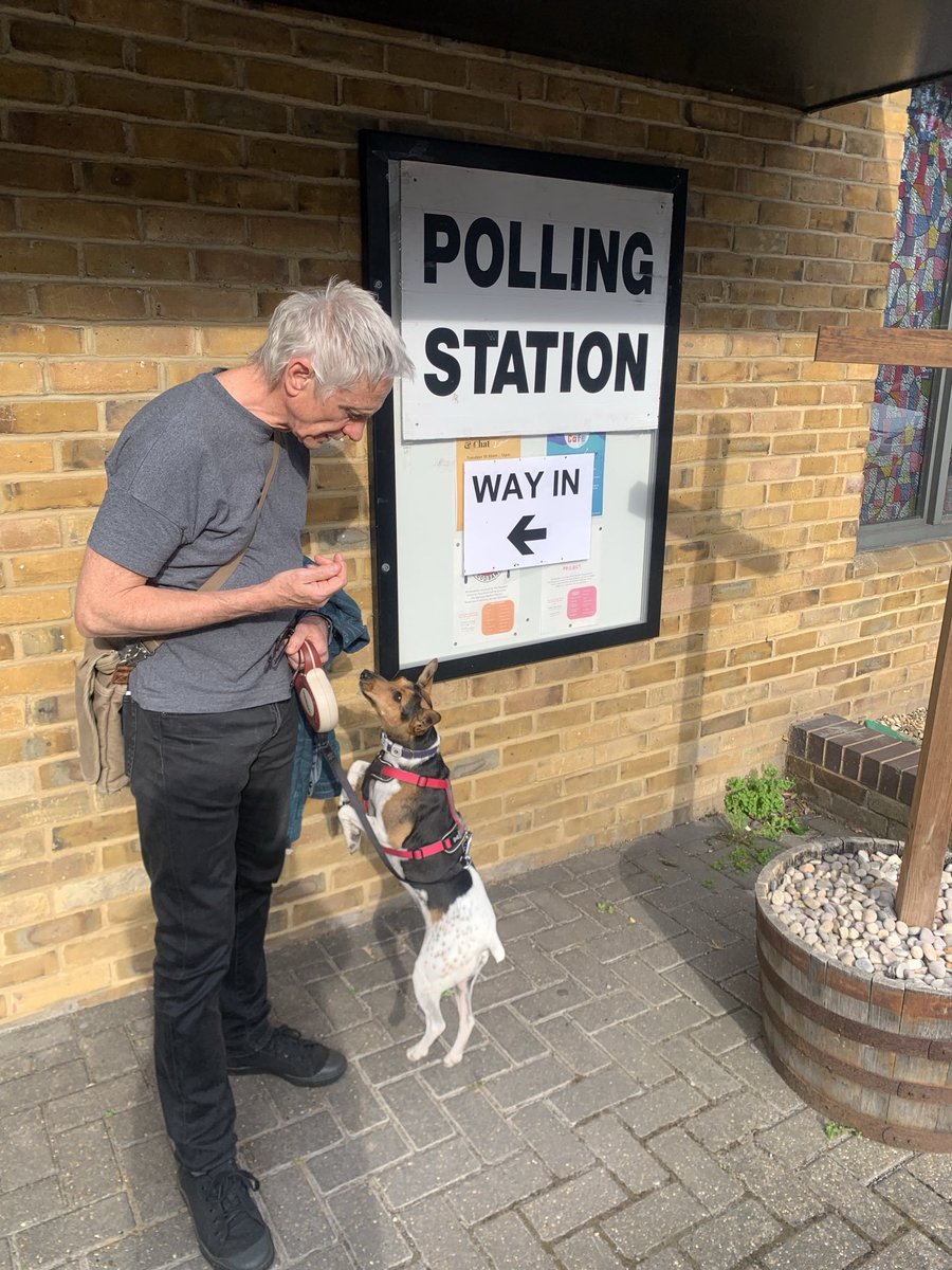 Mona giving some last minute advice #dogsatpollingstations