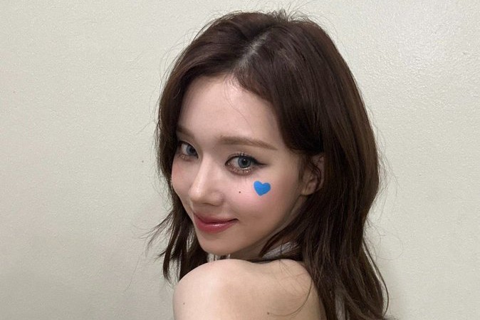 za___rina's tweet photo. ⠀
⠀🦅⌇#4thJulySOG.
⠀❝ 𝕀 don't remember who I was before you painted all my nights a color I have searched for since.
⠀ https://t.co/HGVxZGmi4s