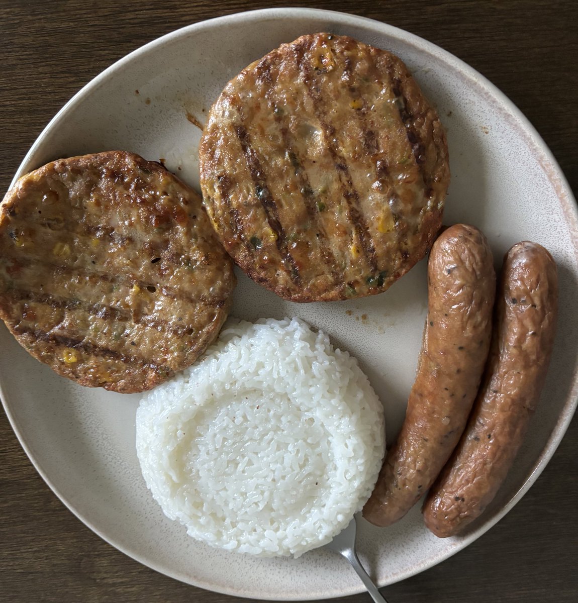 OFFSEASON_PL's tweet photo. The most overlooked aspect of development. 

Nutrition. 

Eat real food. 

Don’t obsess over every gram or macro. 

Real food. 

Multiple times per day. 

For a long time. https://t.co/RZ7nhfOCRd