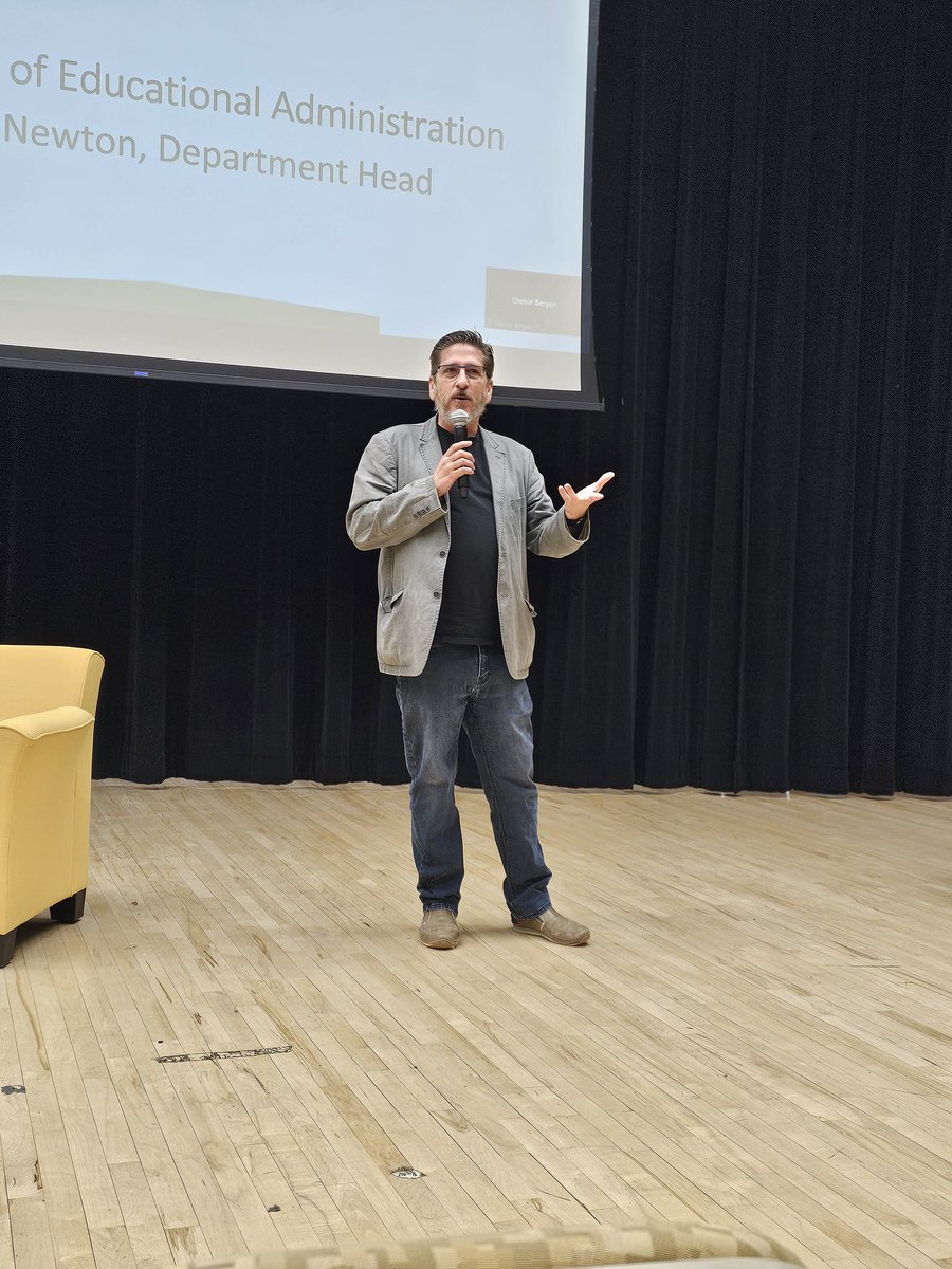 Starting Day 3 off right with some lovely introductory words from our educational department head, Dr. Paul Newton.