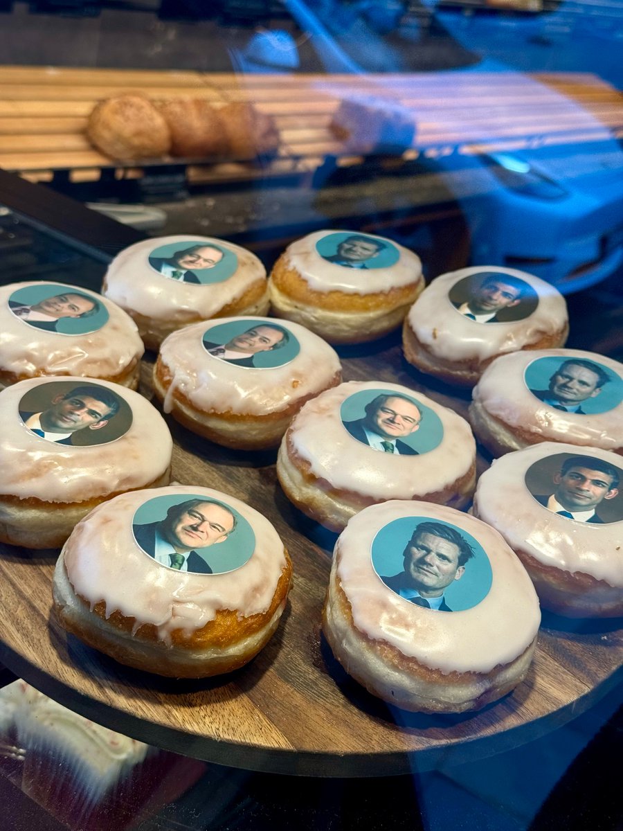 ChanBillson's tweet image. Finally, something that puts me off eating doughnuts! Cheers to @dunnsbakery 😂
#GeneralElection2024