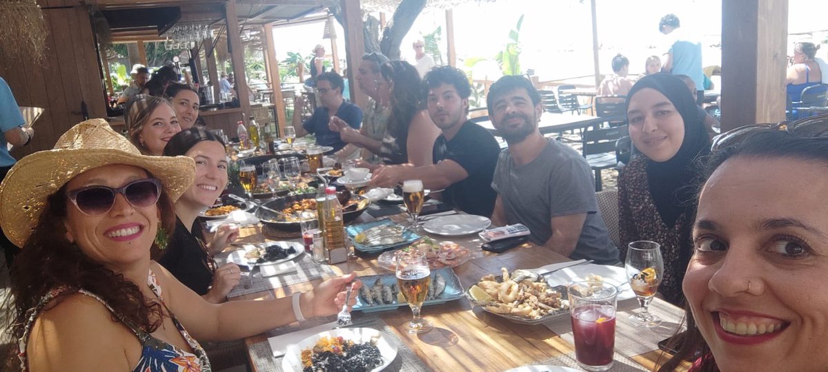 ¡Desde nuestro grupo os deseamos un feliz verano! 🥘