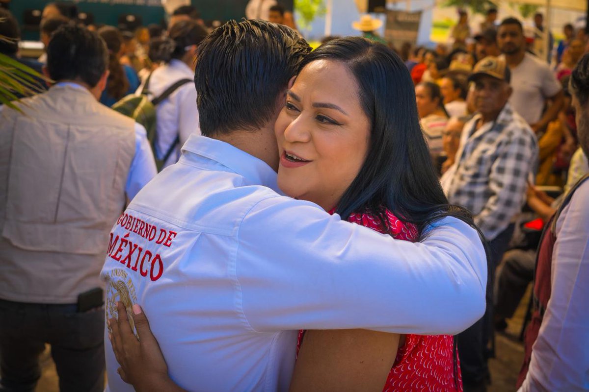 ivanramirezdgo's tweet photo. ¡FELICIDADES SECRETARIA! 
@A_MontielR
Su ratificación al frente de Bienestar es un reconocimiento a su trabajo y trayectoria. https://t.co/1RzRbR3ARP