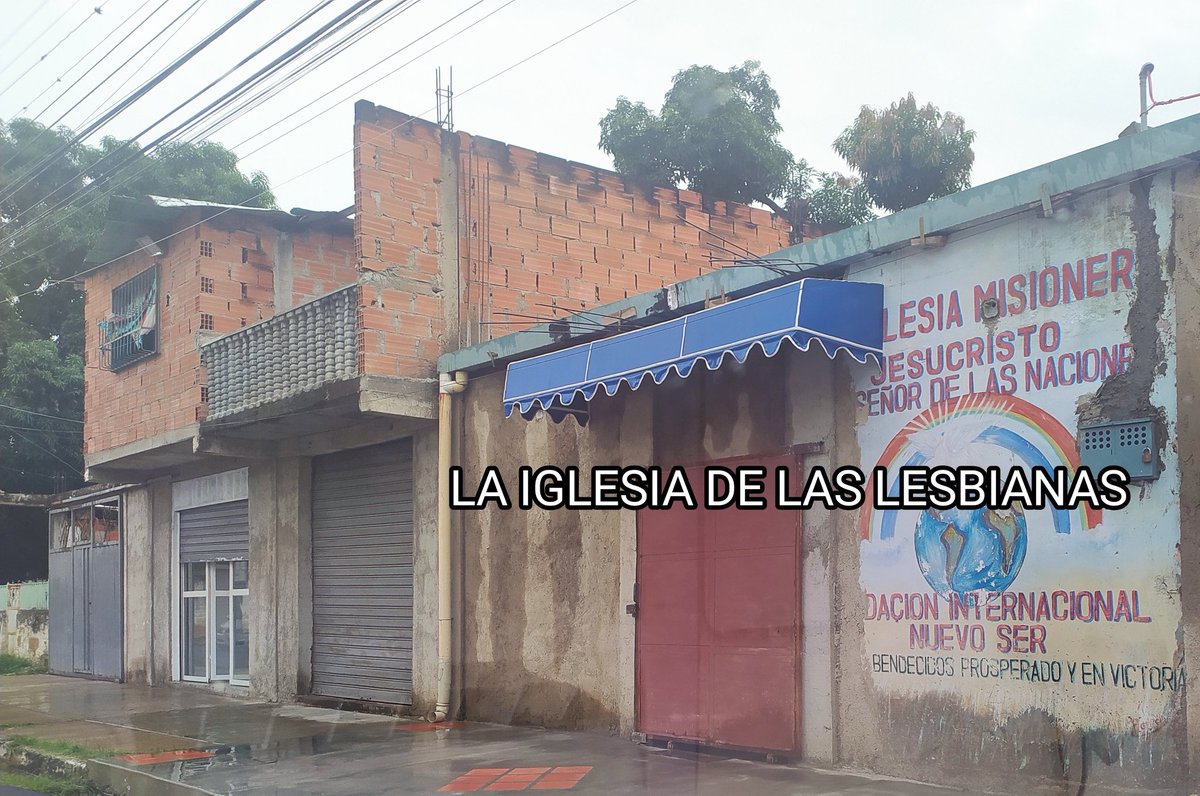 LAGOSUR's tweet photo. Iglesia evangélica en municipio  Mariño estado Aragua la supuesta Pastora manipula a las mujeres para que abandones sus familias dejen sus esposos y así hacer con ellas lo que quiere ponerlas a su servicio y saciar sus más bajos instintos se necesita investigación https://t.co/qoiPk7MMnZ