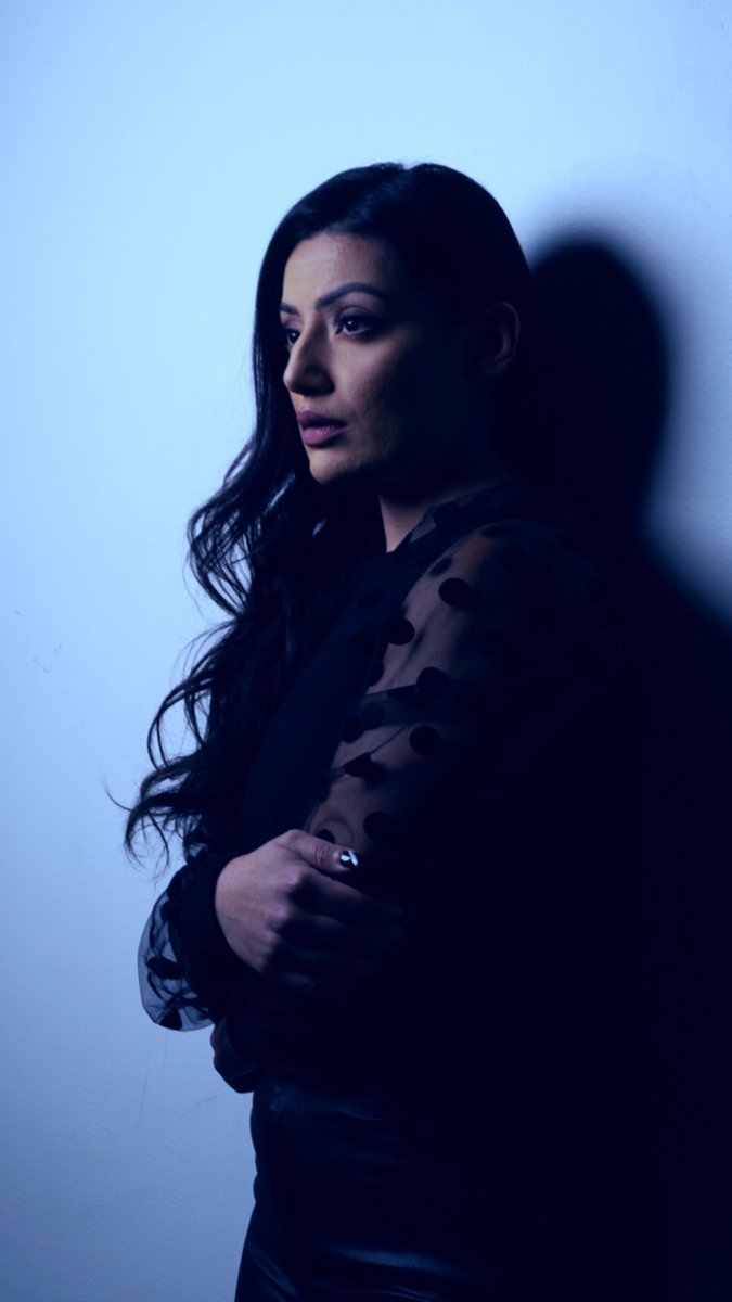 VoughtModel's tweet image. ➤ She’s watching the fireworks from her suite across from Vaught.