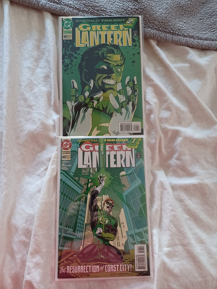 There is nothing better than finding books in the wild. Sadly, most LCS have few DC books besides Batman. The hunt never ends! @gem_mint <a href="/comictom101/">comictom101</a> <a href="/AaronMeyers/">Aaron Meyers</a>