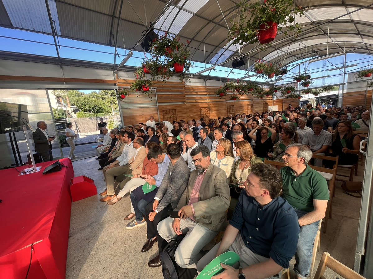 Cambra de Comerç de Barcelona (@cambrabcn) on Twitter photo Comença el #DiaCambraBerguedà al Curriu Garden de Cal Rosal (Olvan).
💬<a href="/genisroca/">genís roca</a> oferirà la conferència central "IA a l’empresa i el treball. On som i cap on anem".
#CambraBerguedà Comença el #DiaCambraBerguedà al Curriu Garden de Cal Rosal (Olvan).
💬<a href="/genisroca/">genís roca</a> oferirà la conferència central "IA a l’empresa i el treball. On som i cap on anem".
#CambraBerguedà