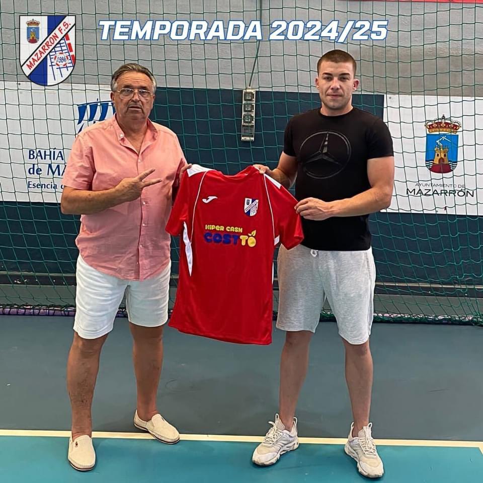 MazarronFutsal's tweet photo. 𝑹𝑬𝑵𝑶𝑽𝑨𝑪𝑰𝑶𝑵 🐺🔥

🔟 Pedro García @rolleti77 

Empezamos la nueva temporada 24/25 más ilusiónados que el primer día y con grandes expectativas.

Un jugador que marca las diferencias, puro ADN del Glorioso.

Trabajador incansable, jugador de equipo, versatil y goleador. https://t.co/mUOt6PknUy