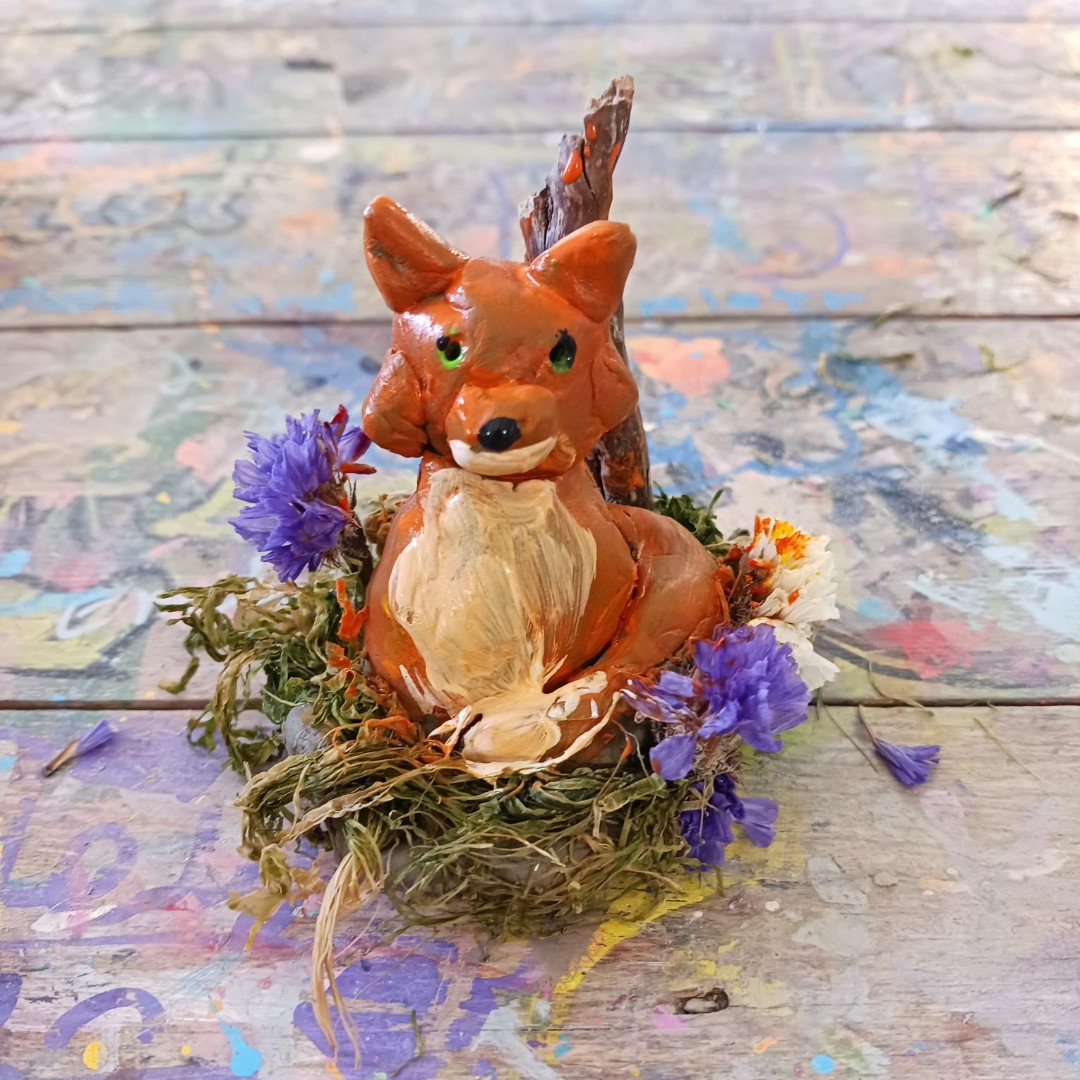 farmersforaweek's tweet image. #CreateWeek is a celebration of the power of art to improve wellbeing, something we strongly believe in and which is shown in the craft sessions at our farms 👩‍🎨 

Have you ever created something inspired by a visit to @Nethercott_FFCC, @WickCourt_FFCC or @Treginnis_FFCC?