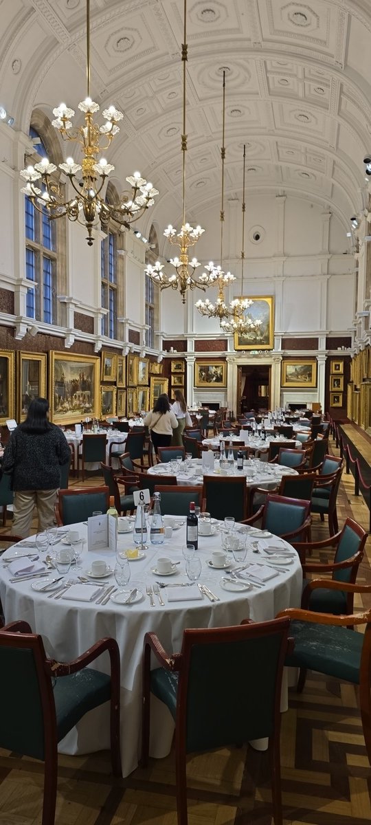 FragkiskosF tweet media