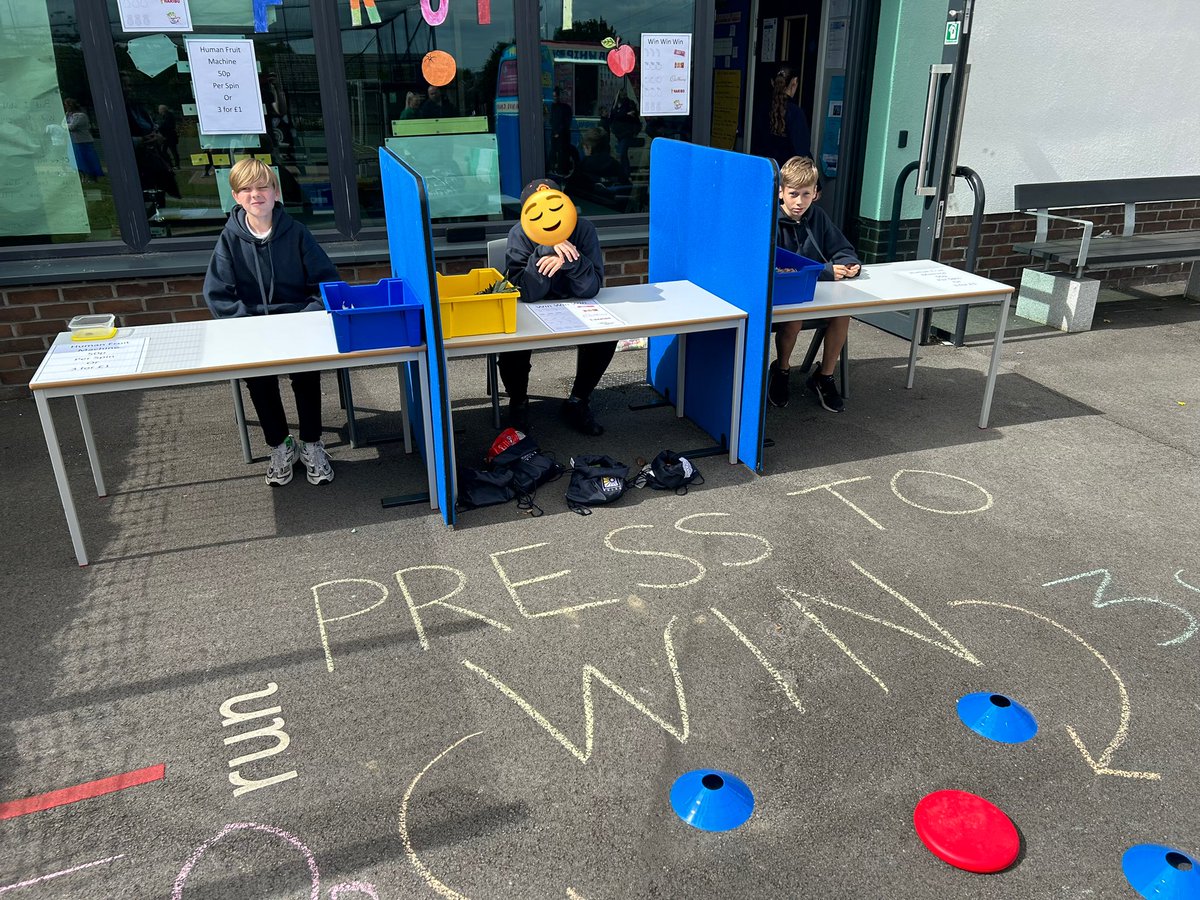 Beech Class really enjoyed working on their stall at the Summer Fair today! The Human Fruit Machine! We hope all enjoyed trying to win!  #EulerPD