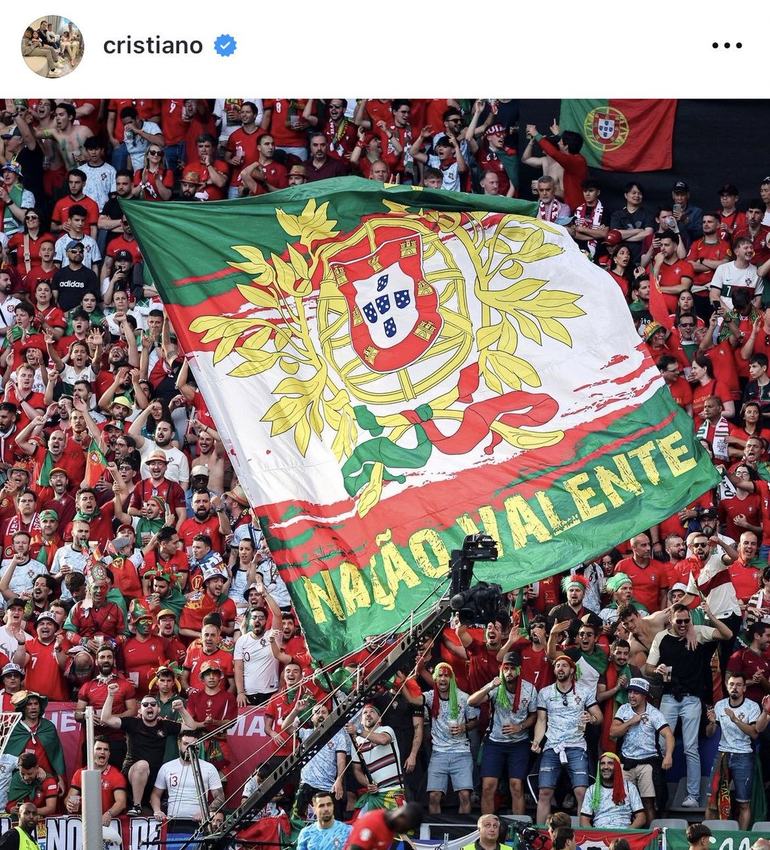 ArobaseGiovanny's tweet image. « Nous étions, nous sommes et nous serons toujours nous tous. Croyez-moi !🇵🇹 »

Le message de Cristiano Ronaldo sur Instagram avant Portugal - France 🔥🔥🔥