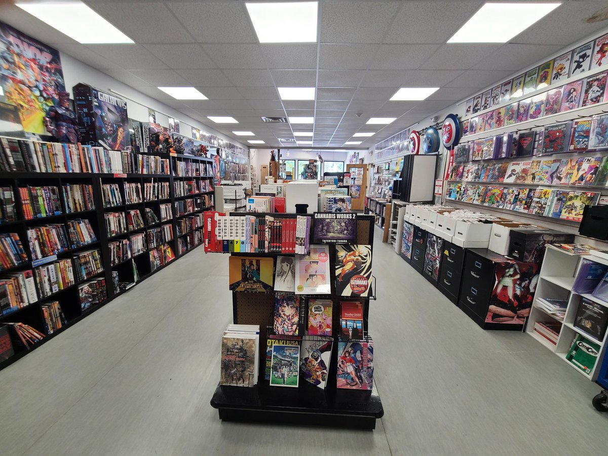 For those who don't know Paper Asylum is the cute lil comic store where i host tournaments (it gives BUS vibes if you've been to that)

Would be great to see some new faces for HDR this Sunday with how much traction it's gaining in NE!
start.gg/tournament/pap…