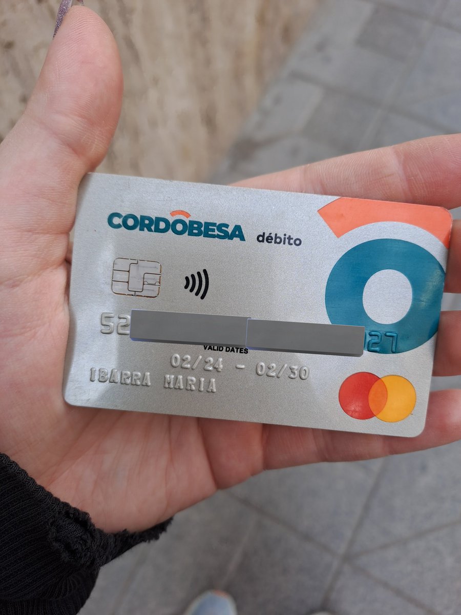 Se dejaron esta tarjeta en el cajero del Banco Nación en la esquina Velez Sarsfield y Fructuoso Rivera <a href="/VivireNuevaCba/">VivirenNuevaCórdoba®</a>