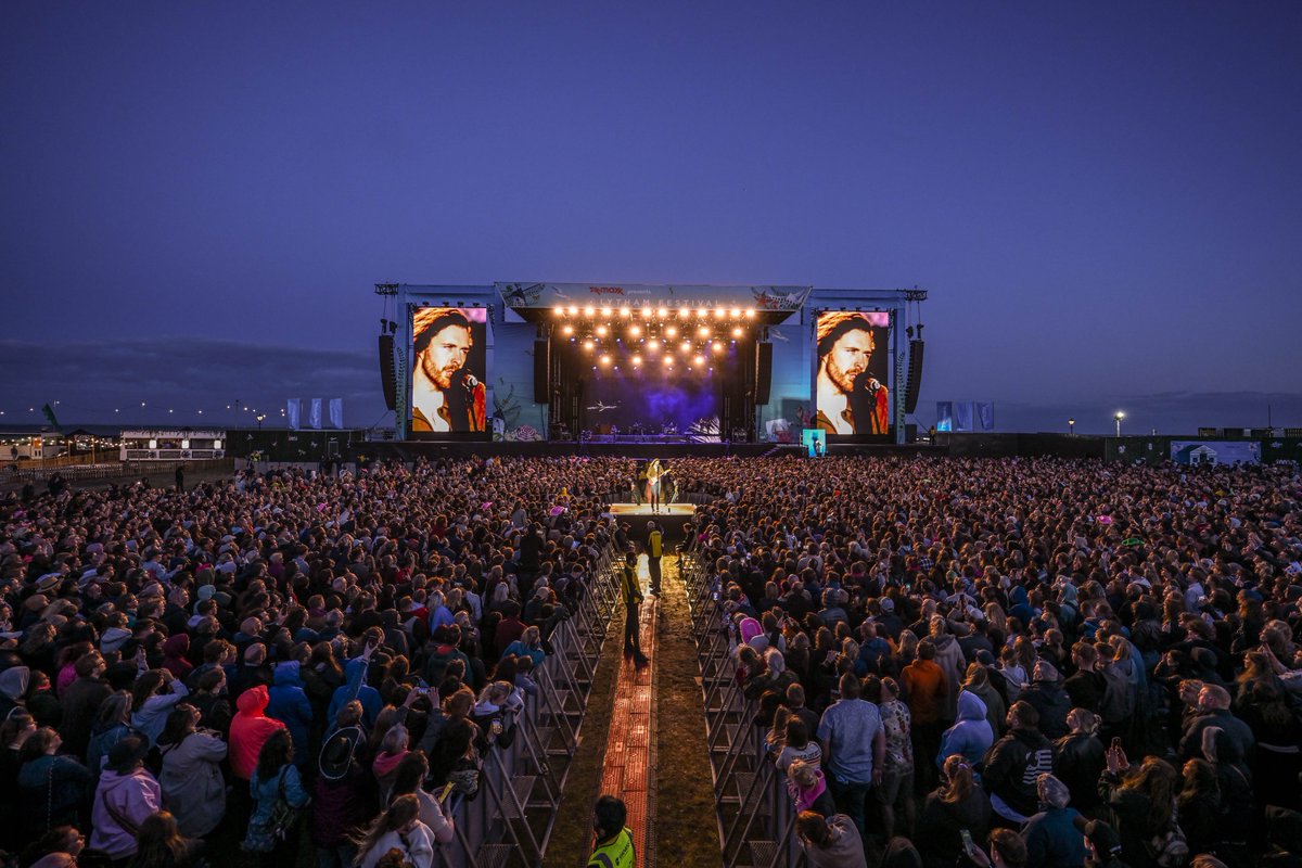 Hozier tweet media