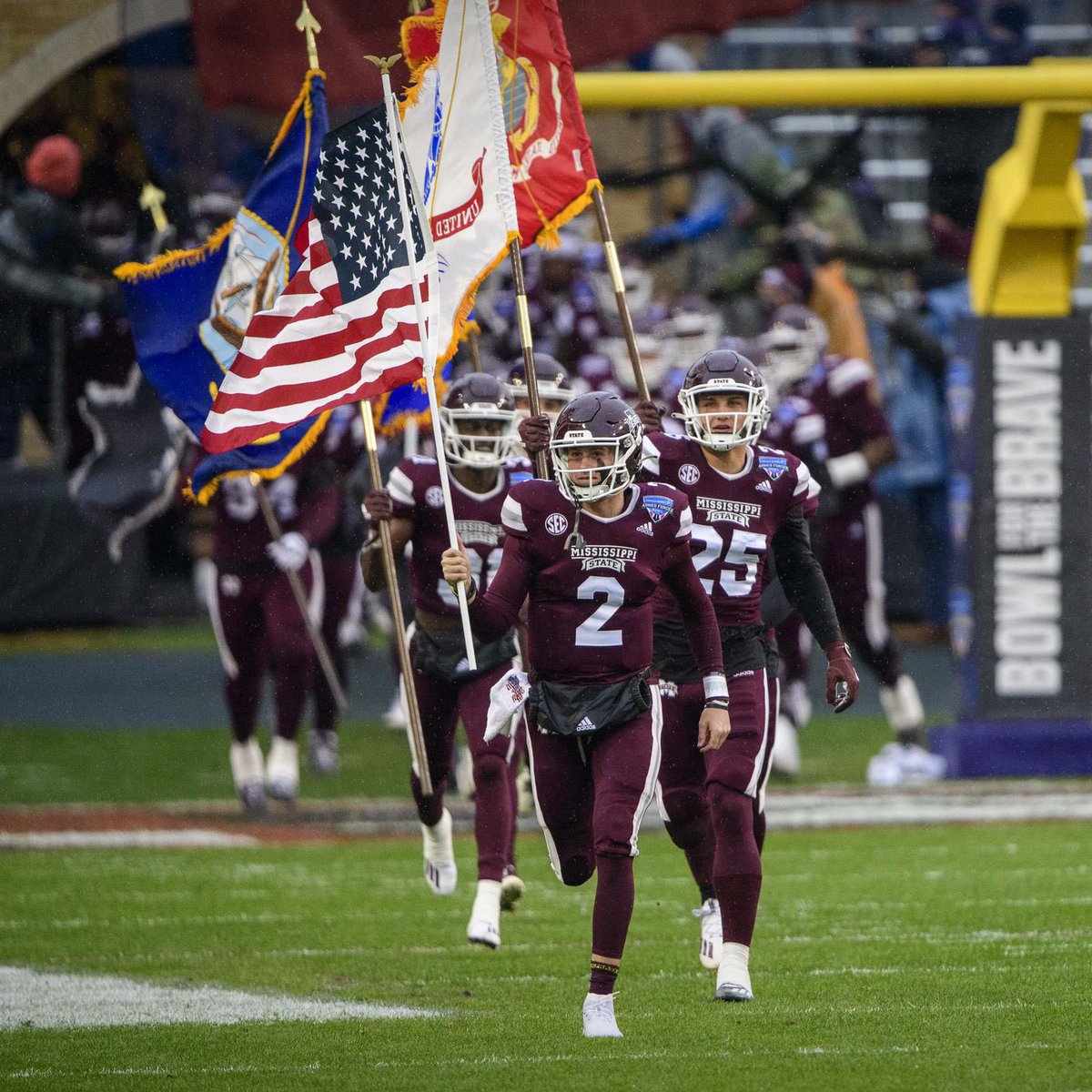 🇺🇸🇺🇸🇺🇸

Happy 4th Dawgs!