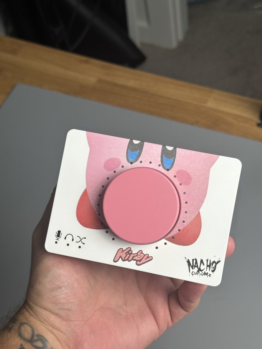 Nachocustomz tweet media