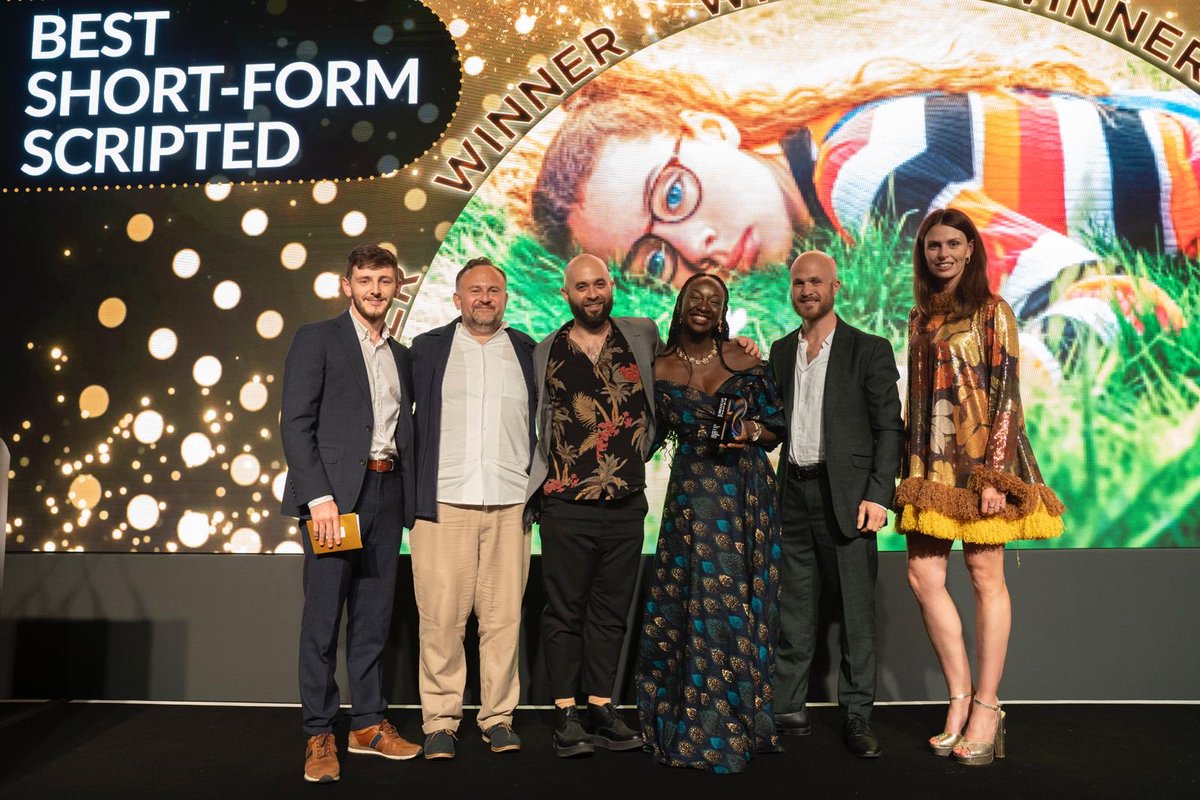 So proud of my baby girl ⁦@Temi_Oh⁩! Congratulations 🎉🍾🎊 on your first (of many) film awards for “outstanding writing” ✍️